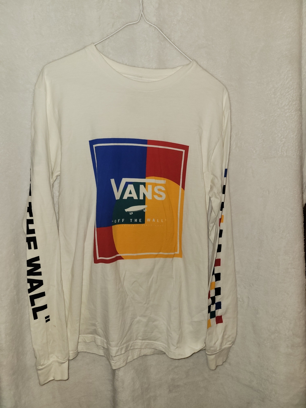 VANS Men’s S White Long Sleeve Crew Neck Graphic Logo Tee Off The Wall